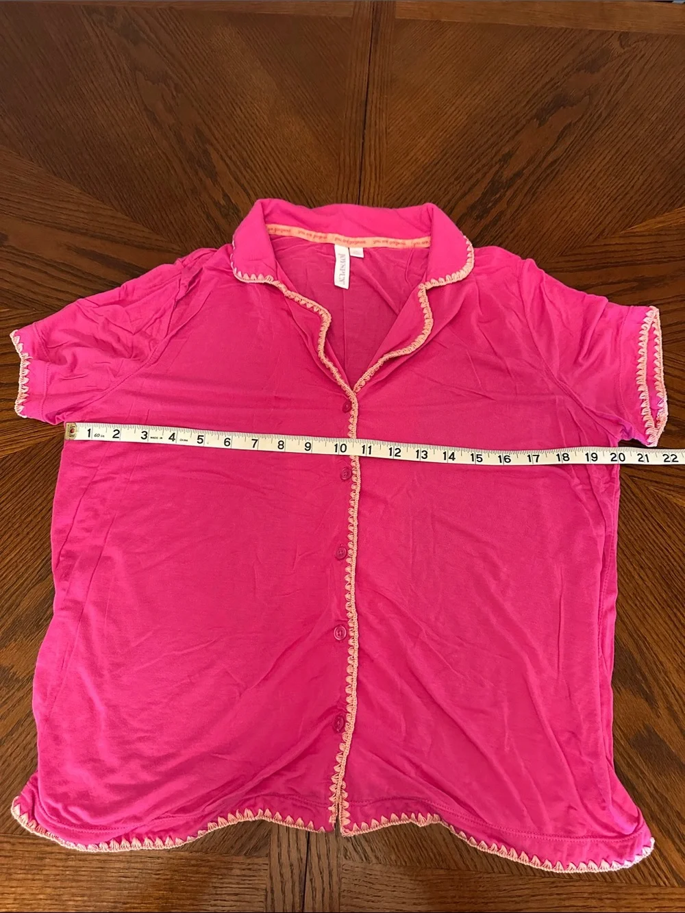 Classic Short Sleeve Pink Pajama Set with Contrast Trim